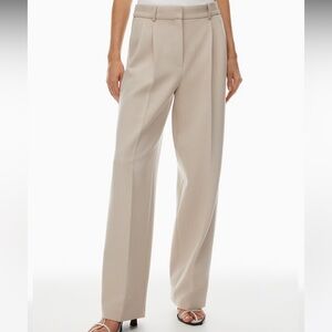 Aritzia Babaton Pleated Pant in Matte Pearl